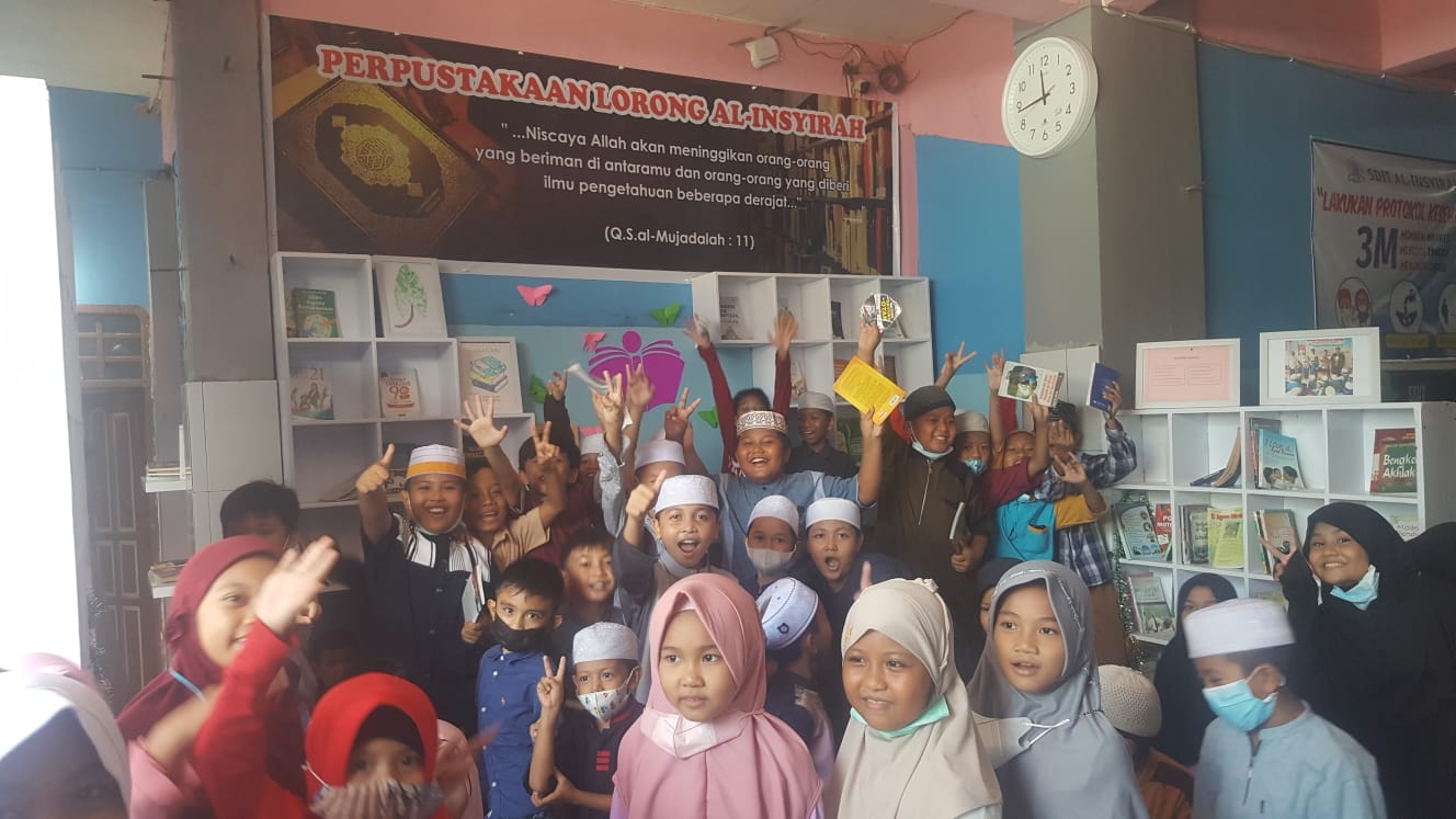 Peringati Hari Guru Nasional, Kadis DPK Sulsel Resmikan Perpustakaan Lorong Al Insyirah